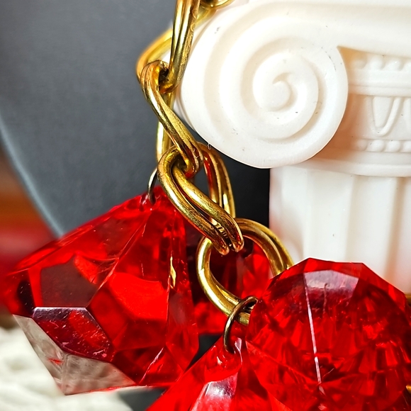 Vintage Estate Brass Cranberry Red Bead Bracelet - Picture 2 of 6